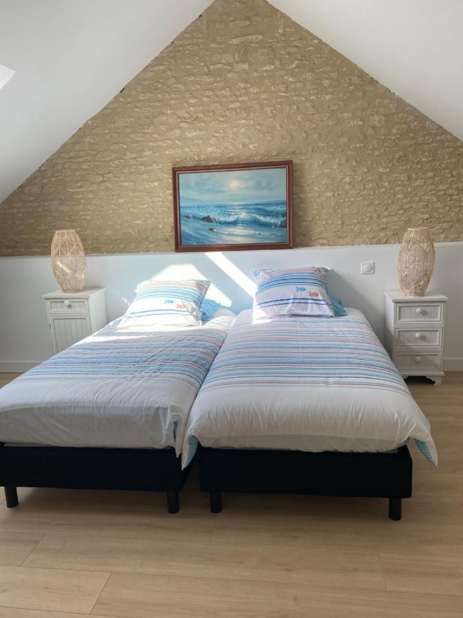 Charmante Maison Du XVIII En Pierre Renovee Colleville-Montgomery Екстериор снимка